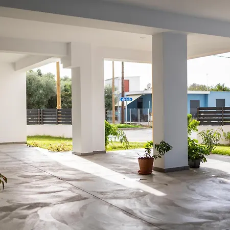 Pagani Blue - Luxury Maisonette I1 カラマタ