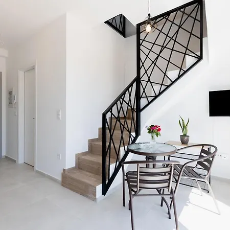 Pagani Blue - Luxury Maisonette I1