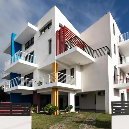 Pagani Blue - Luxury Maisonette I1 *